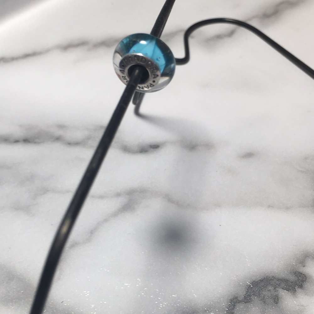 Authentic Pandora charm - Picture 4 of 4